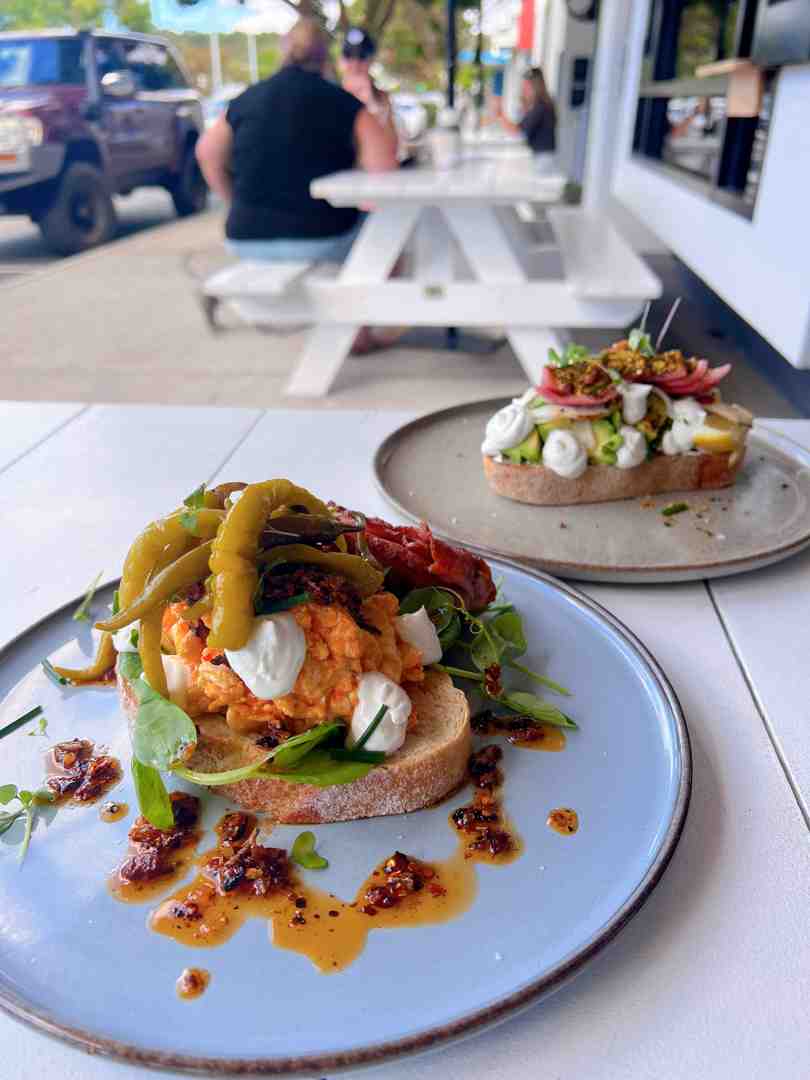 Coffee, Bread, Go: Where to Find a Cafe With Sandwiches Near You