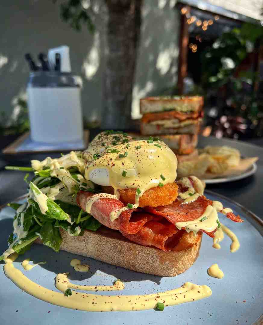 Who Serves the Best Eggs Benedict in Mooloolaba?