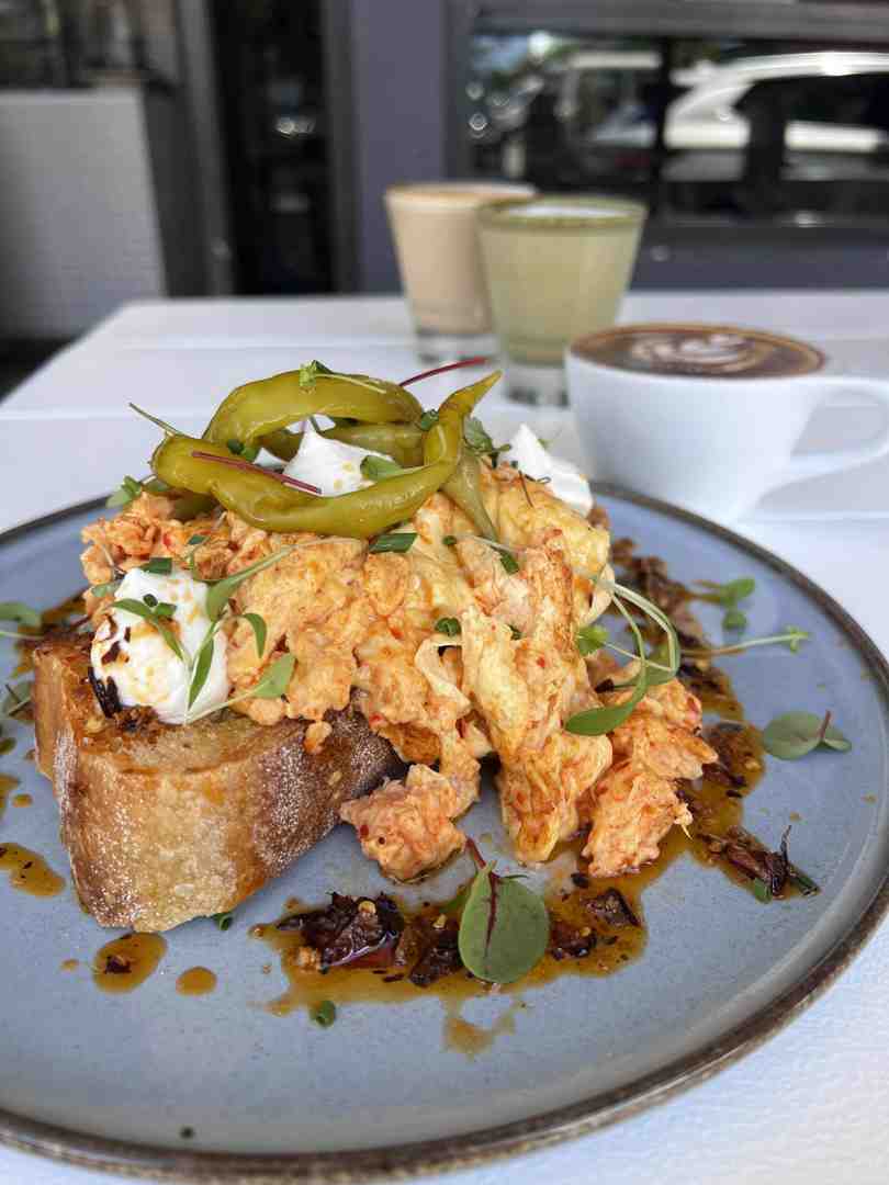 Sunshine Coast's Healthiest Hangouts: Where Good Food Meets Good Vibes