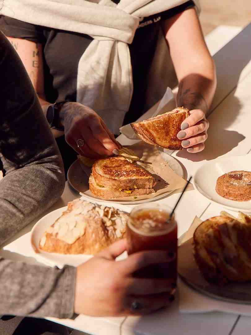 Where to Get Your Morning Fix at the Best Breakfast Spots Nearby